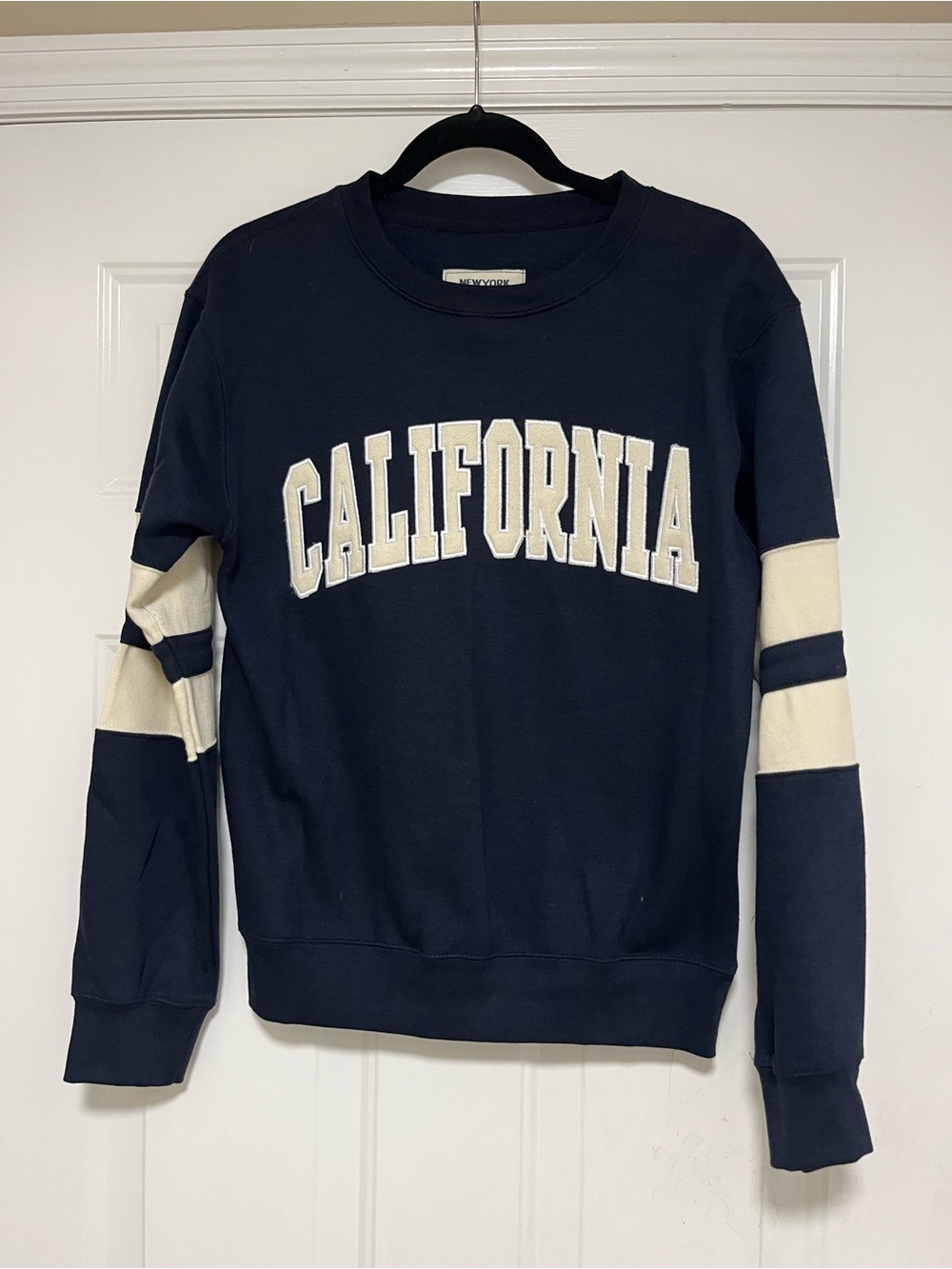 California Arch Logo Crewneck Sweater - Navy/Cream Womens Small